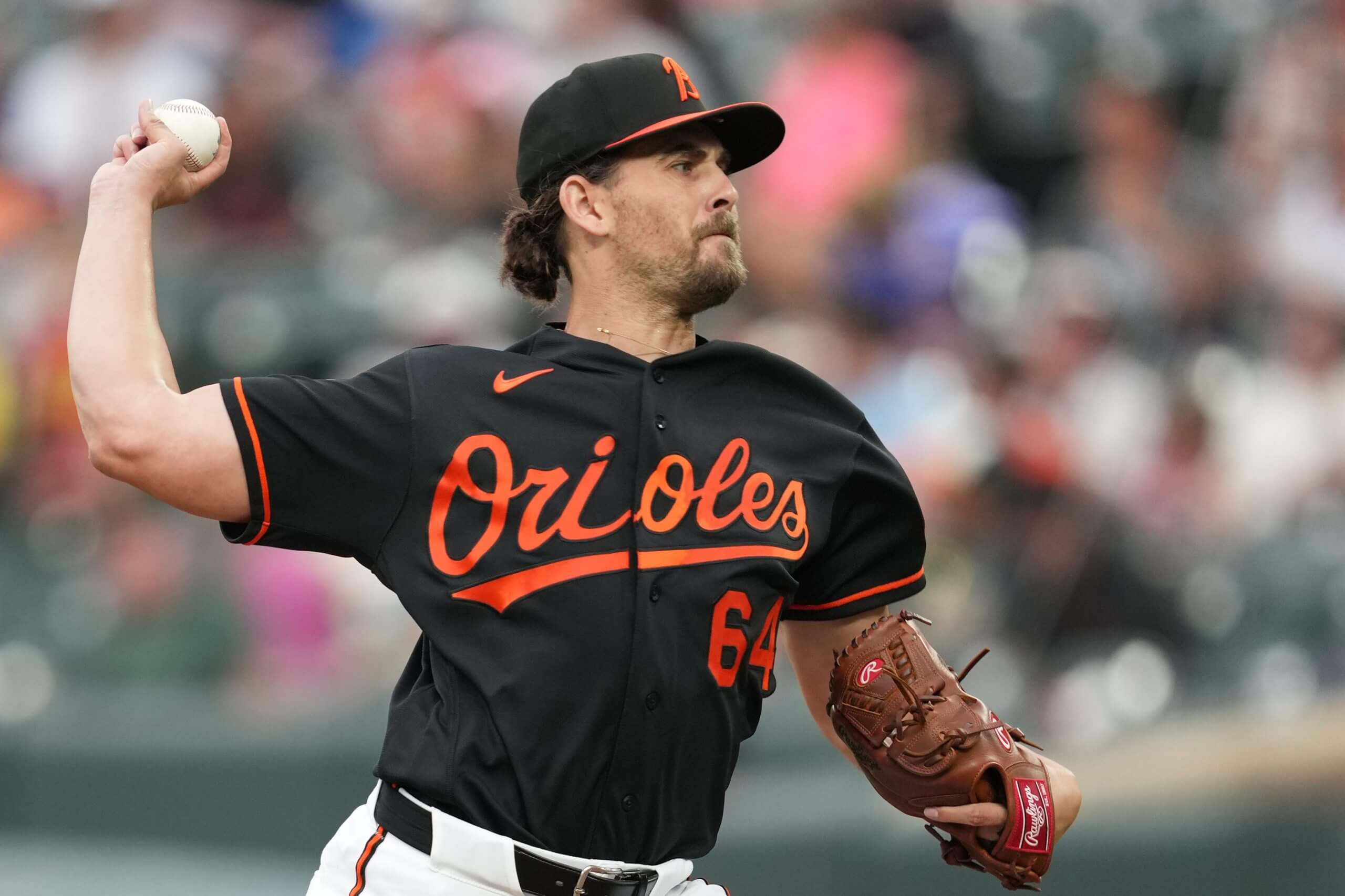 Twins acquiring starting pitcher Dean Kremer from Orioles: Source