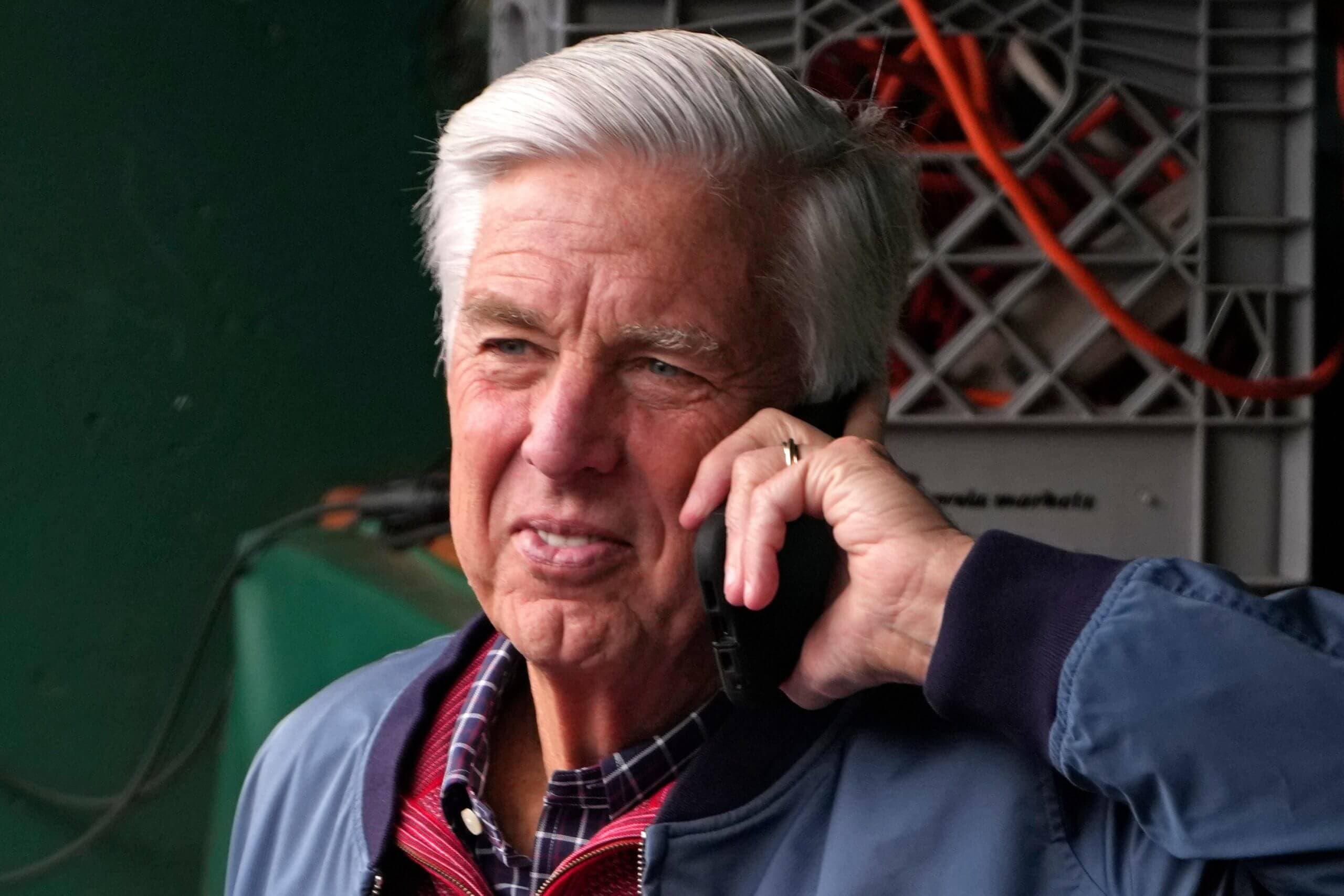 Phillies did not land a starting pitcher at trade deadline. Is it a risk they'll regret?