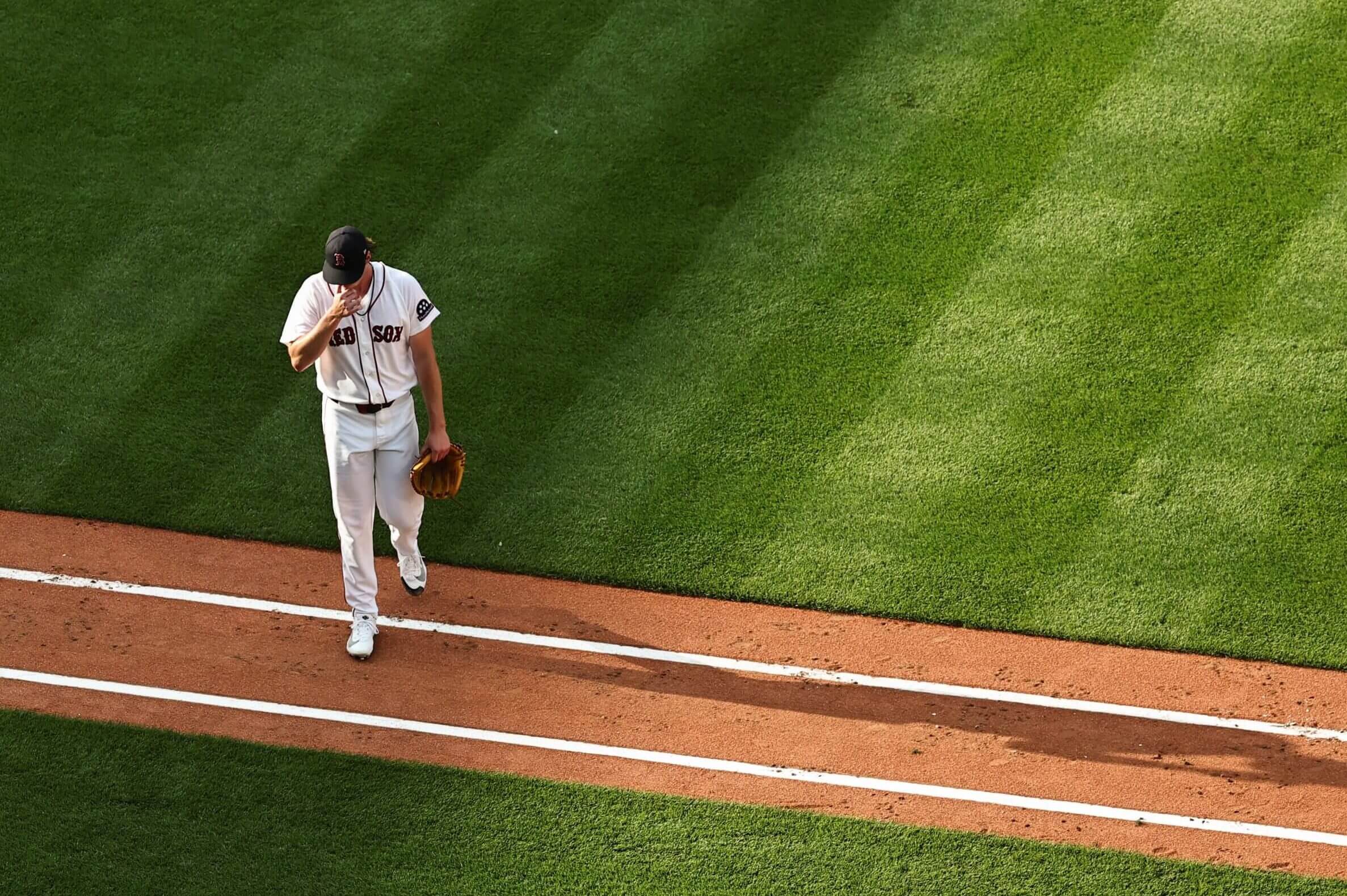 Boston's winning streak stops at 9 when another late Red Sox rally runs out of gas