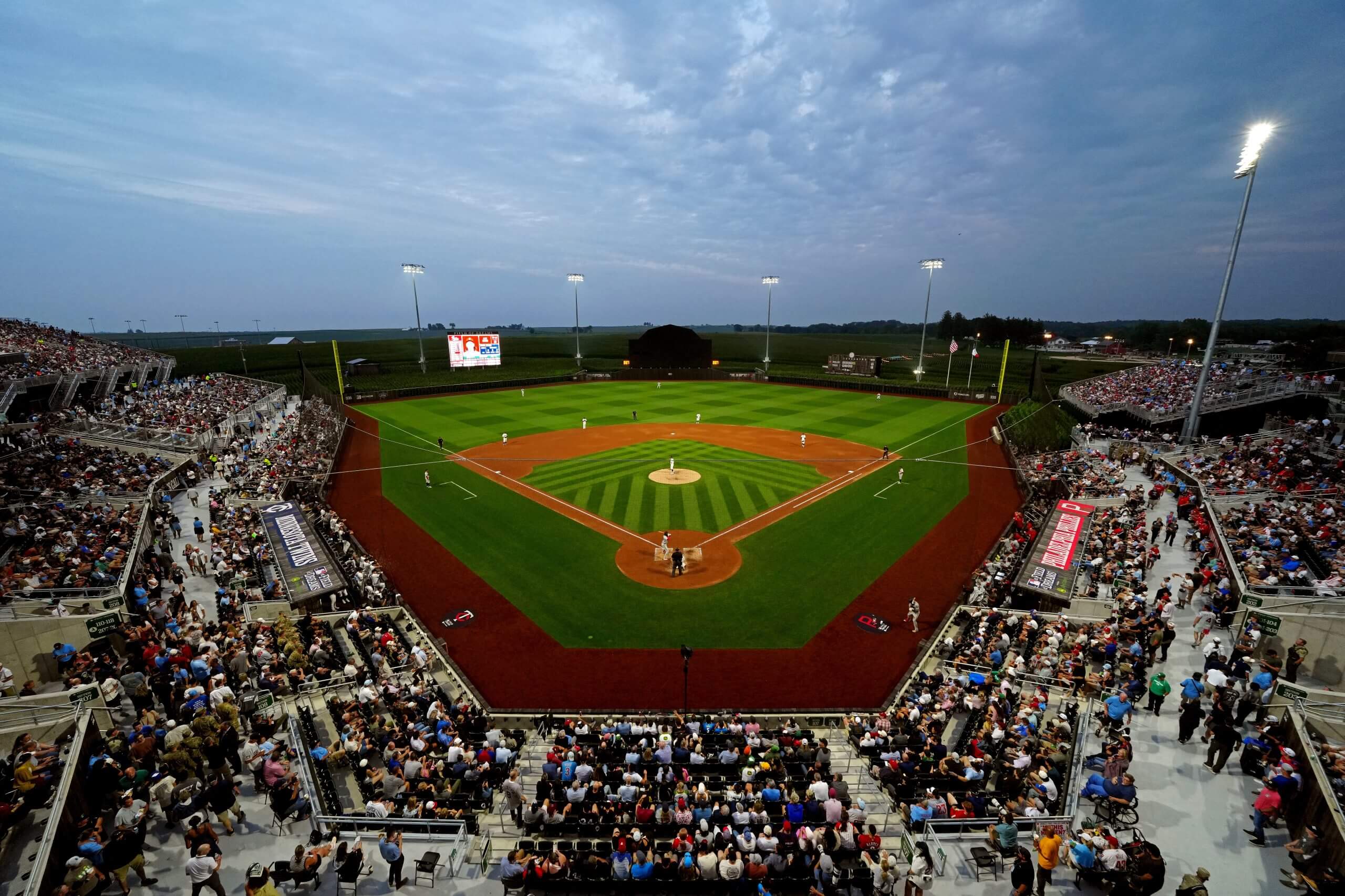 Tales from the Field of Dreams game: How fans and players enjoyed the spectacle