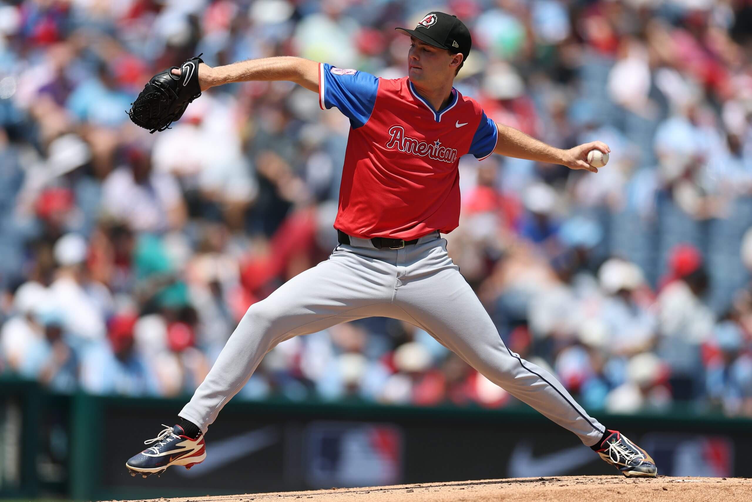Mariners Call Up No. 5 Overall Prospect for MLB Debut