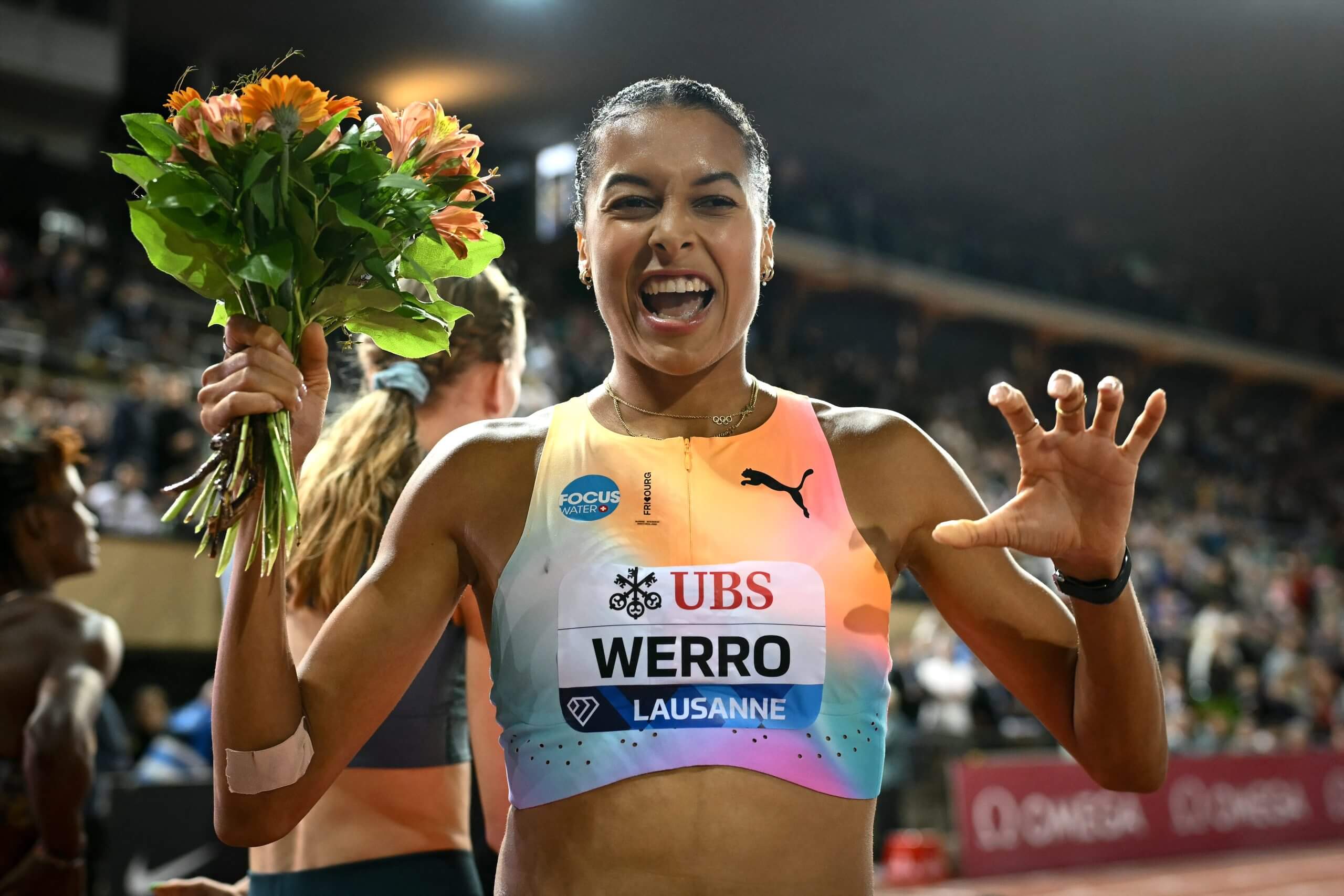Audrey Werro runs 800m meet record in win Lausanne Diamond League, Femke Broeders-Bol lowers Dutch national record