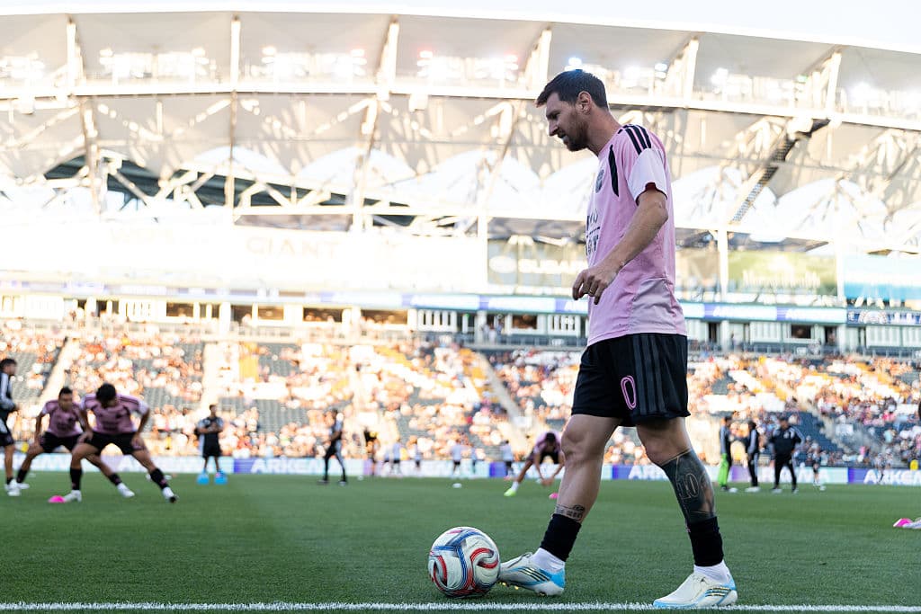 Lionel Messi, Ian Fray fined for conduct during Philadelphia Union-Inter Miami brawl; Cavan Sullivan's red card is rescinded