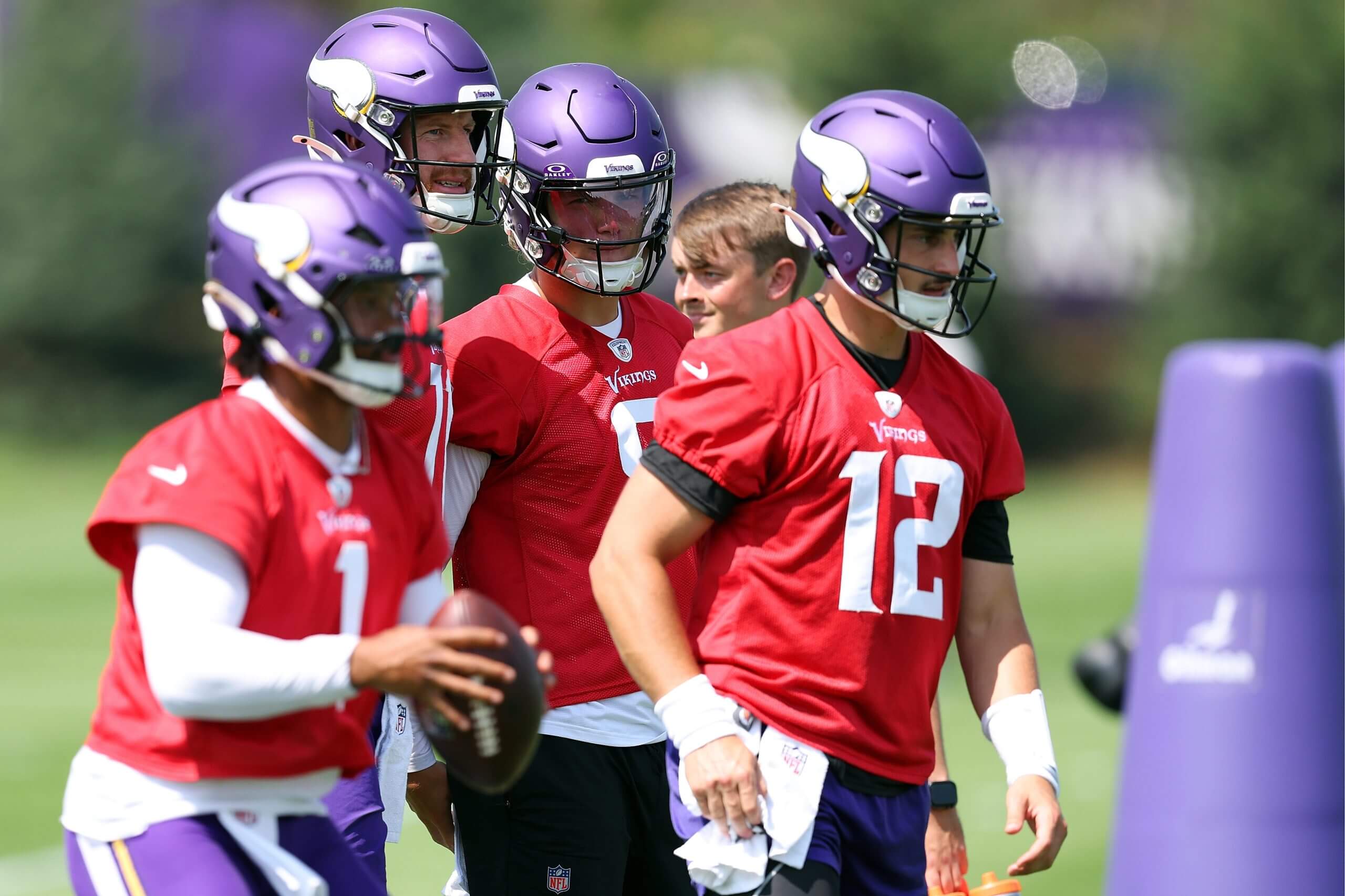 Vikings 53-man roster: Minnesota keeps 4 QBs, 4 TEs and just 4 edge rushers