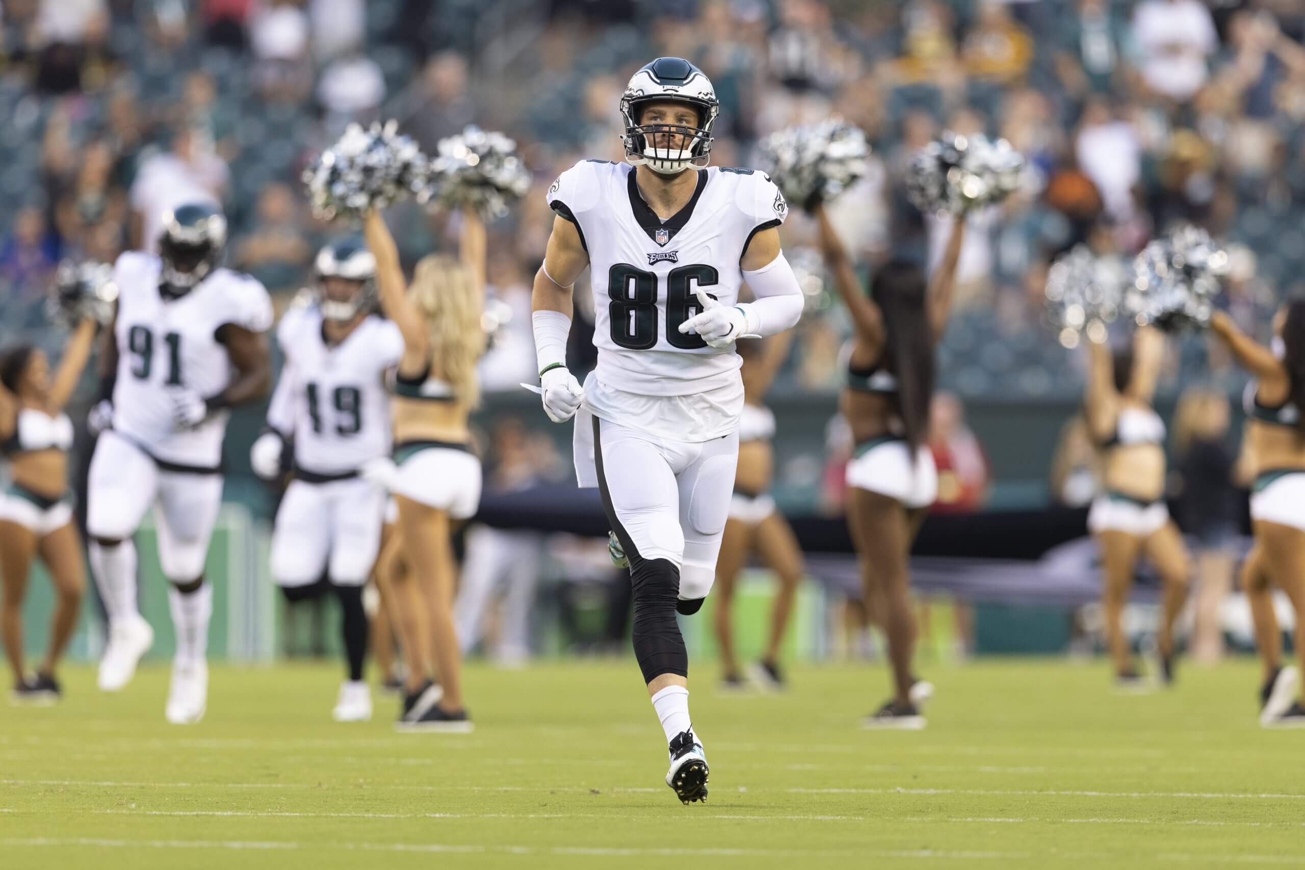 Inside the Eagles’ roster calls: 4 QBs, a potential Zach Ertz return and a costly gamble
