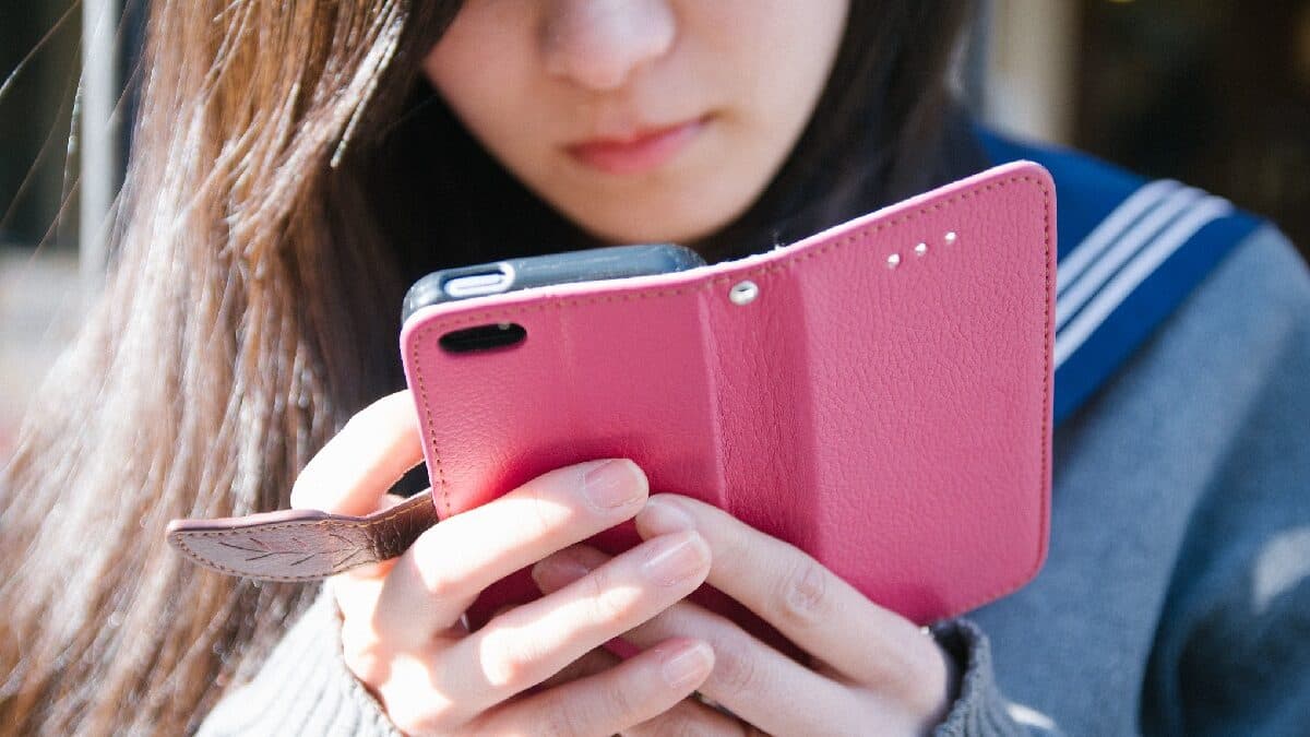 Tennessee Needs To Keep Kids Off Phones During The Entire School Day