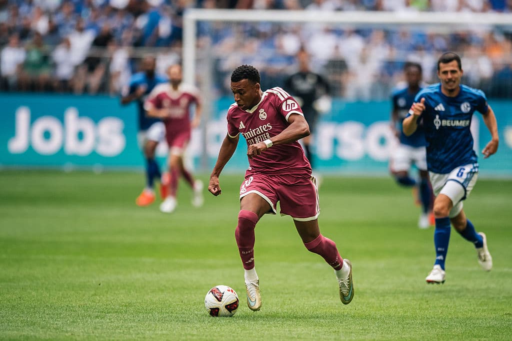 French Soccer Star Kylian Mbappé Debuts Gold Nike Cleats on Heels of World Cup Golden Boot Award Win
