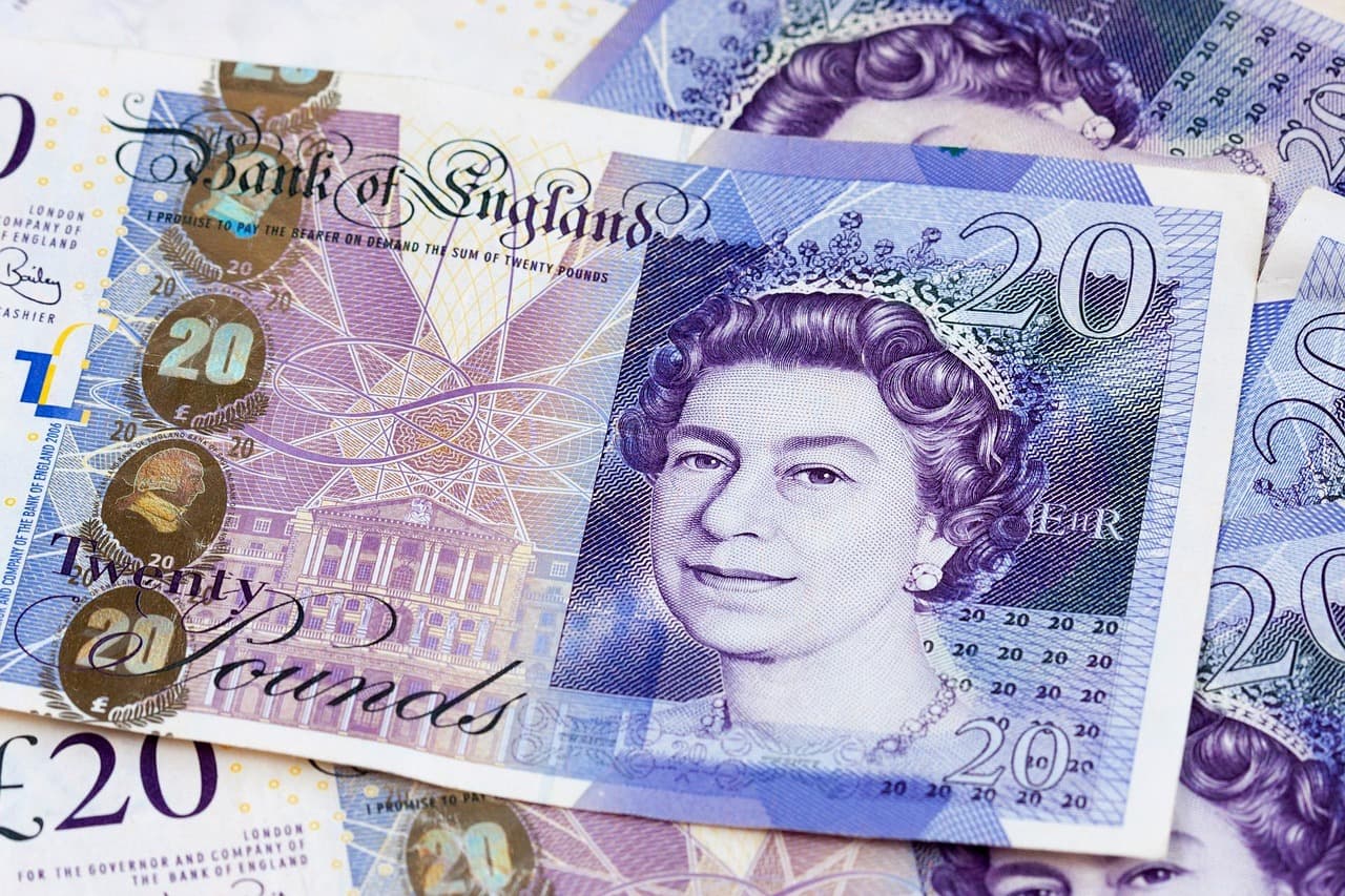 Scottish parents urged to act now or risk losing Child Benefit as deadline looms