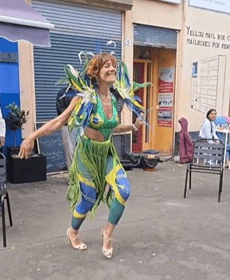 I wanted to bring this Glasgow community together, so I set up a street party