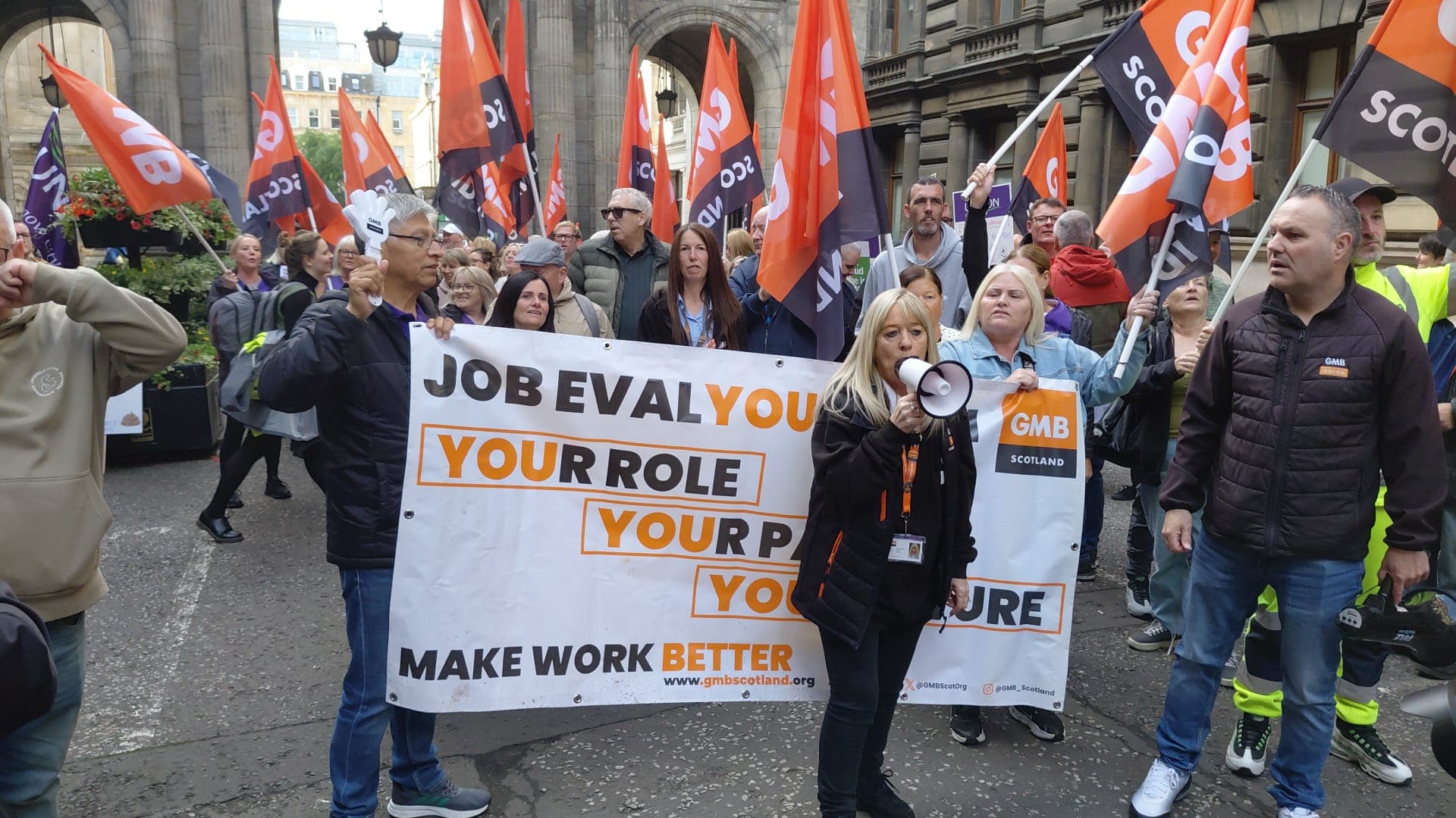 Council staff in Glasgow face nervous wait over pay and grading wage cuts