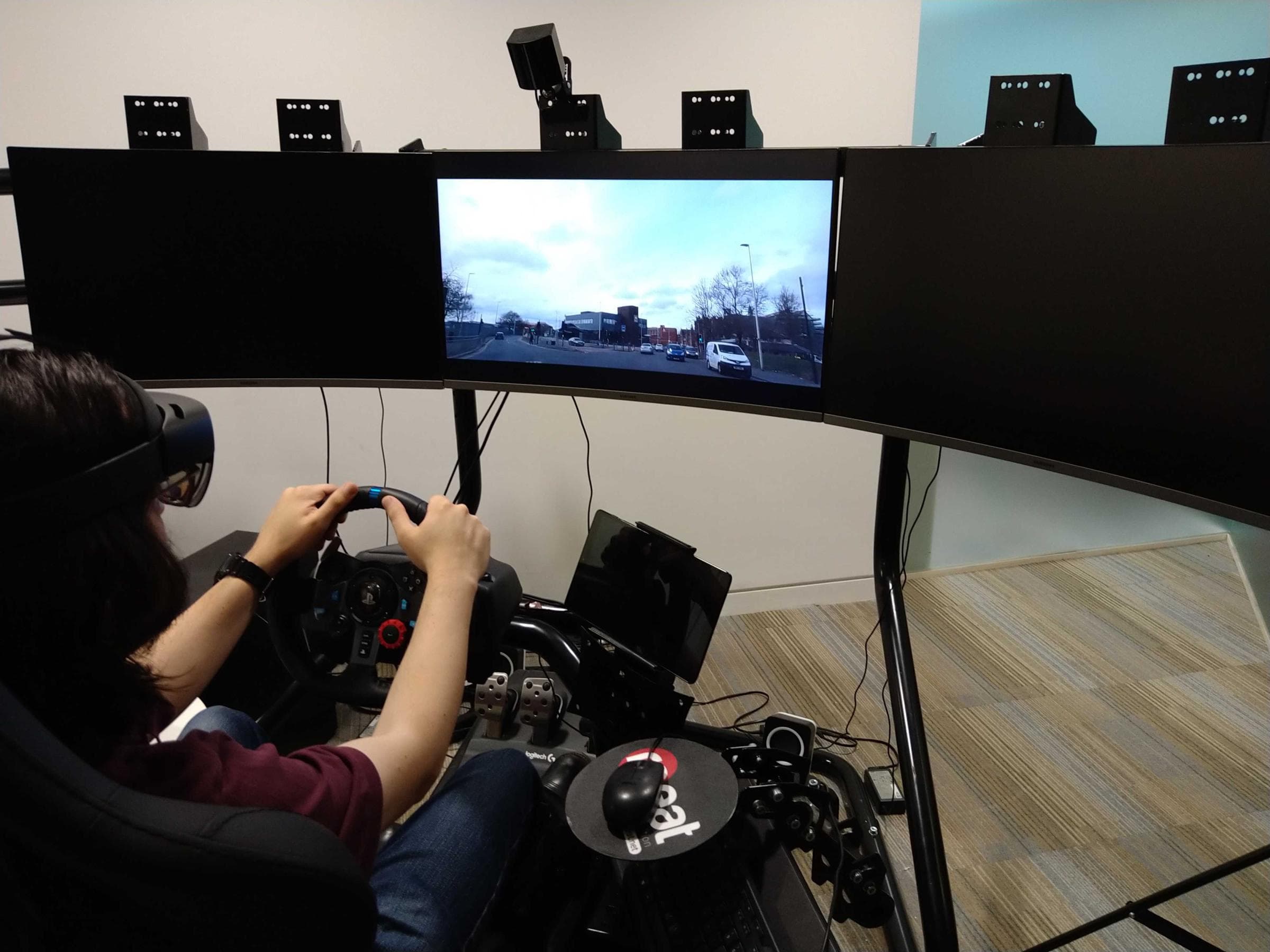 Virtual robot 'co-pilots' could help distracted drivers spot danger, study finds