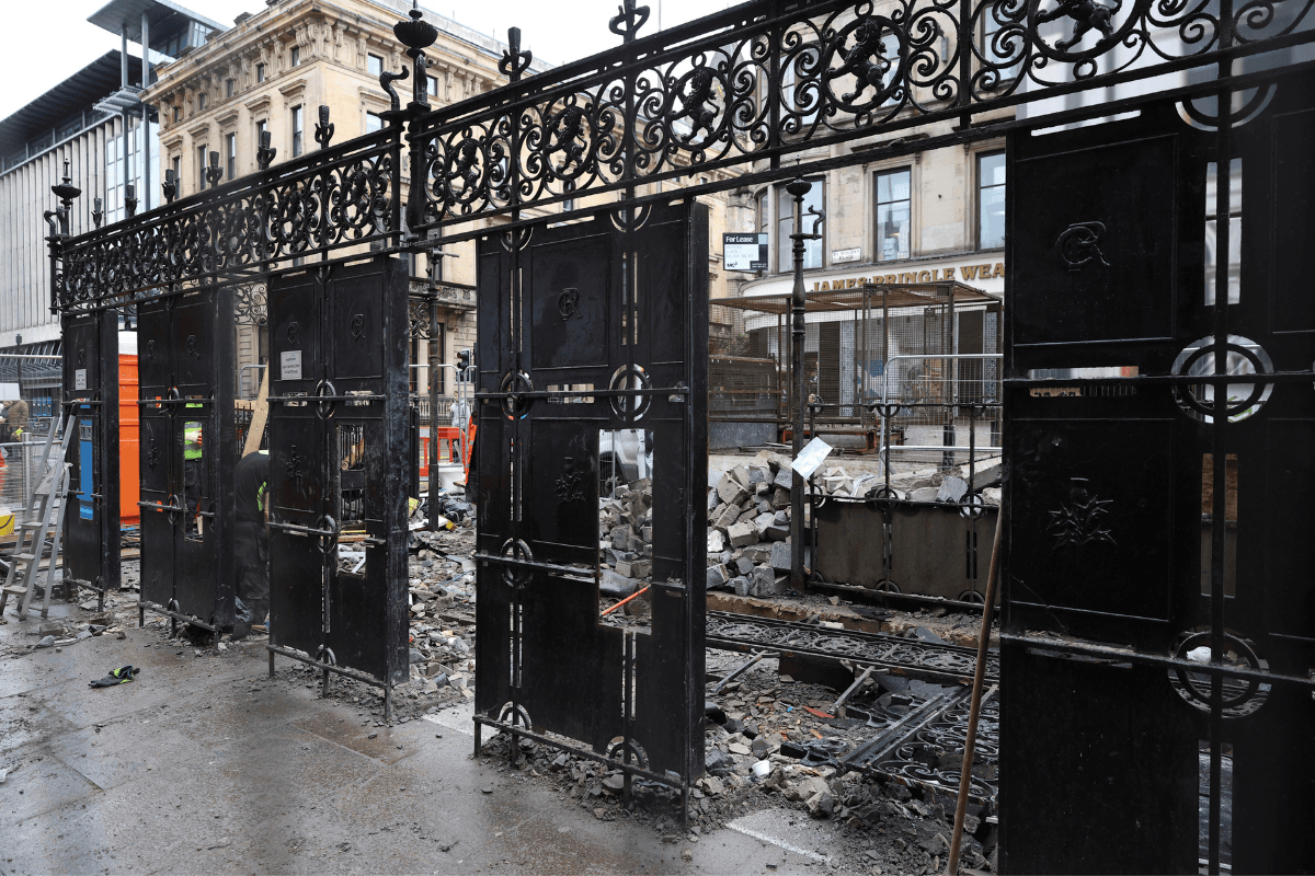 Councillor 'furious' after historic iron panels 'smashed' during removal