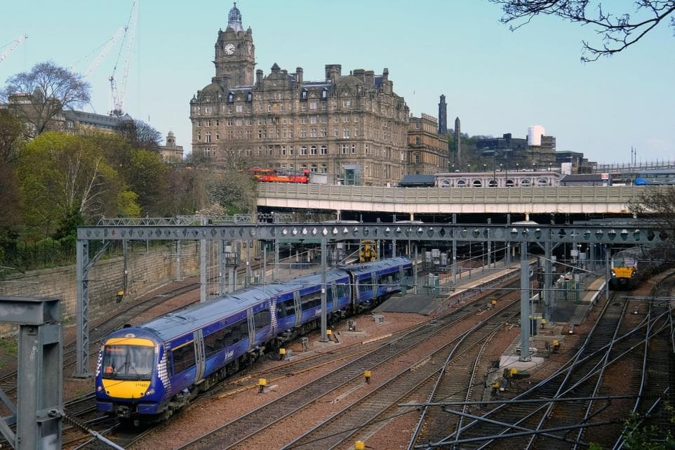 All trains on busy ScotRail lines face major disruption due to 'signalling issue'
