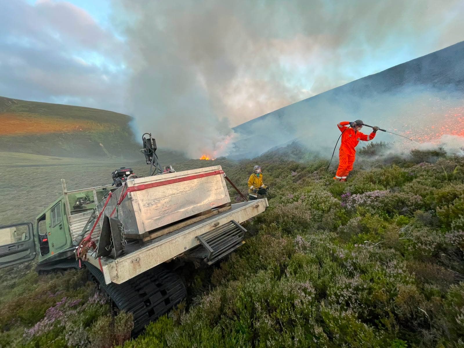 Part of wildfire cordon around village to be lifted