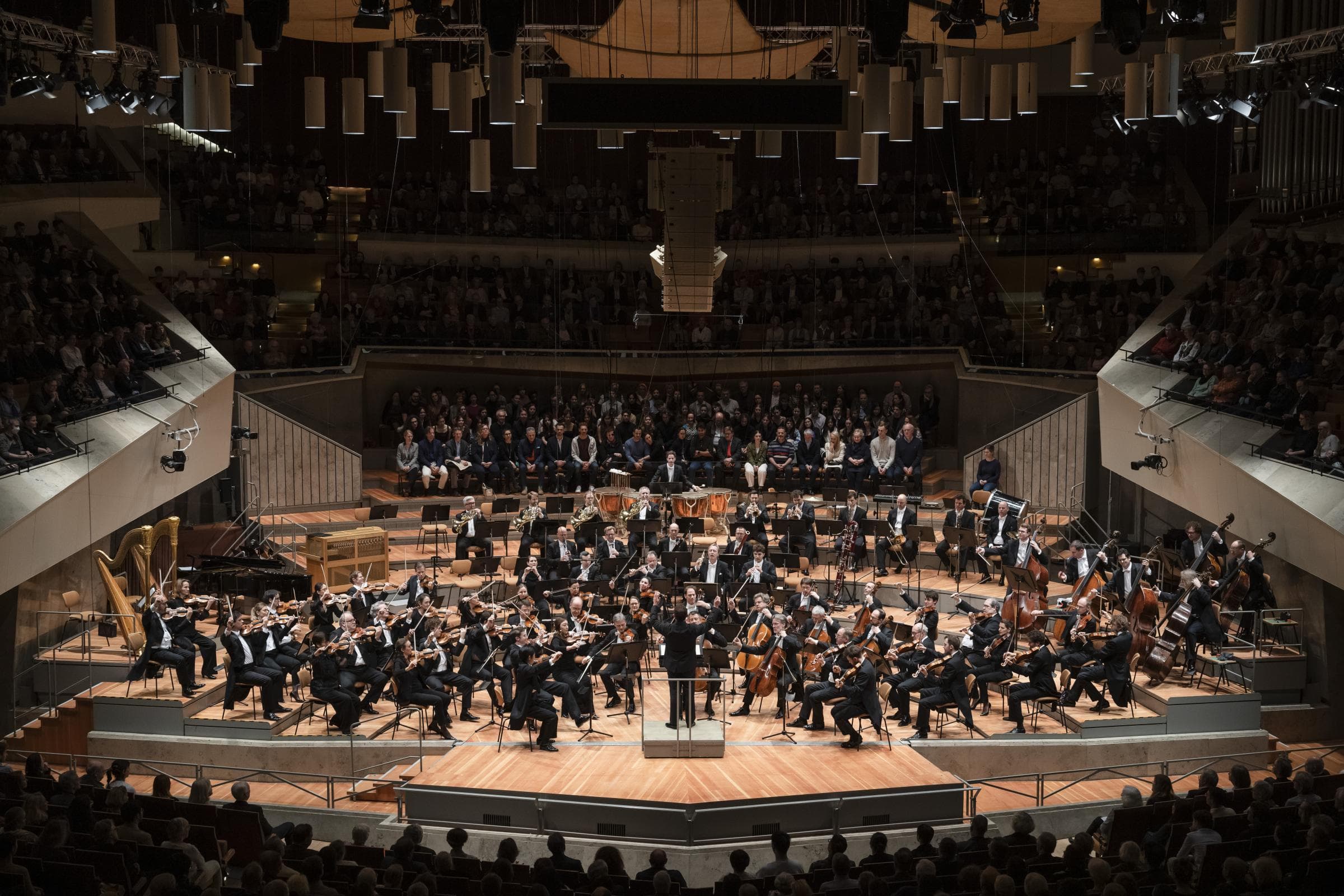 Edinburgh International Festival defends ticket prices as top seats soar to £150