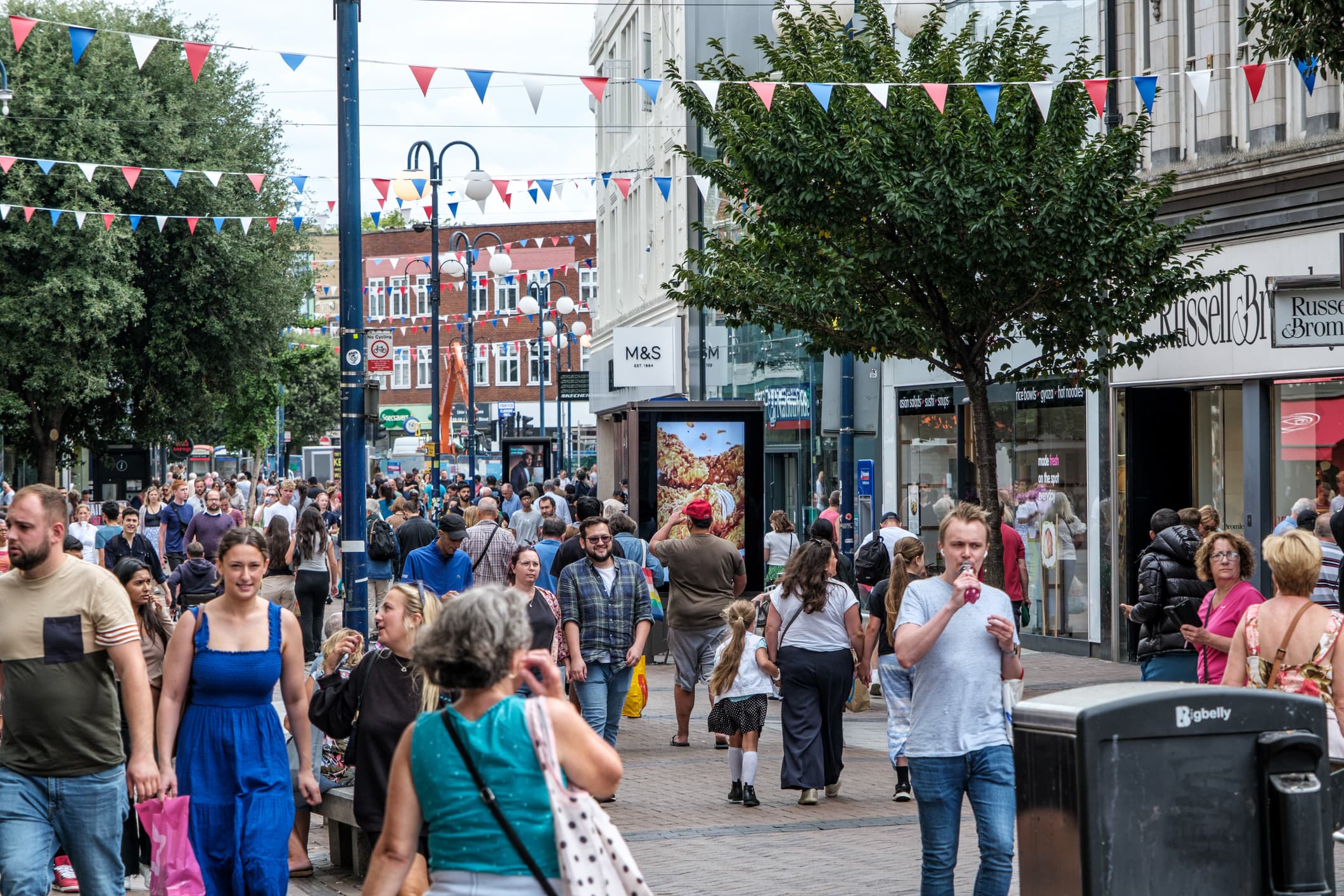 Major fashion retailer returns to UK high street 7 years after closing all stores