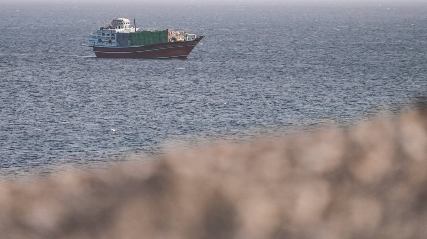 Oman presents Iran with Gulf-backed plan for voluntary fees to use Hormuz
