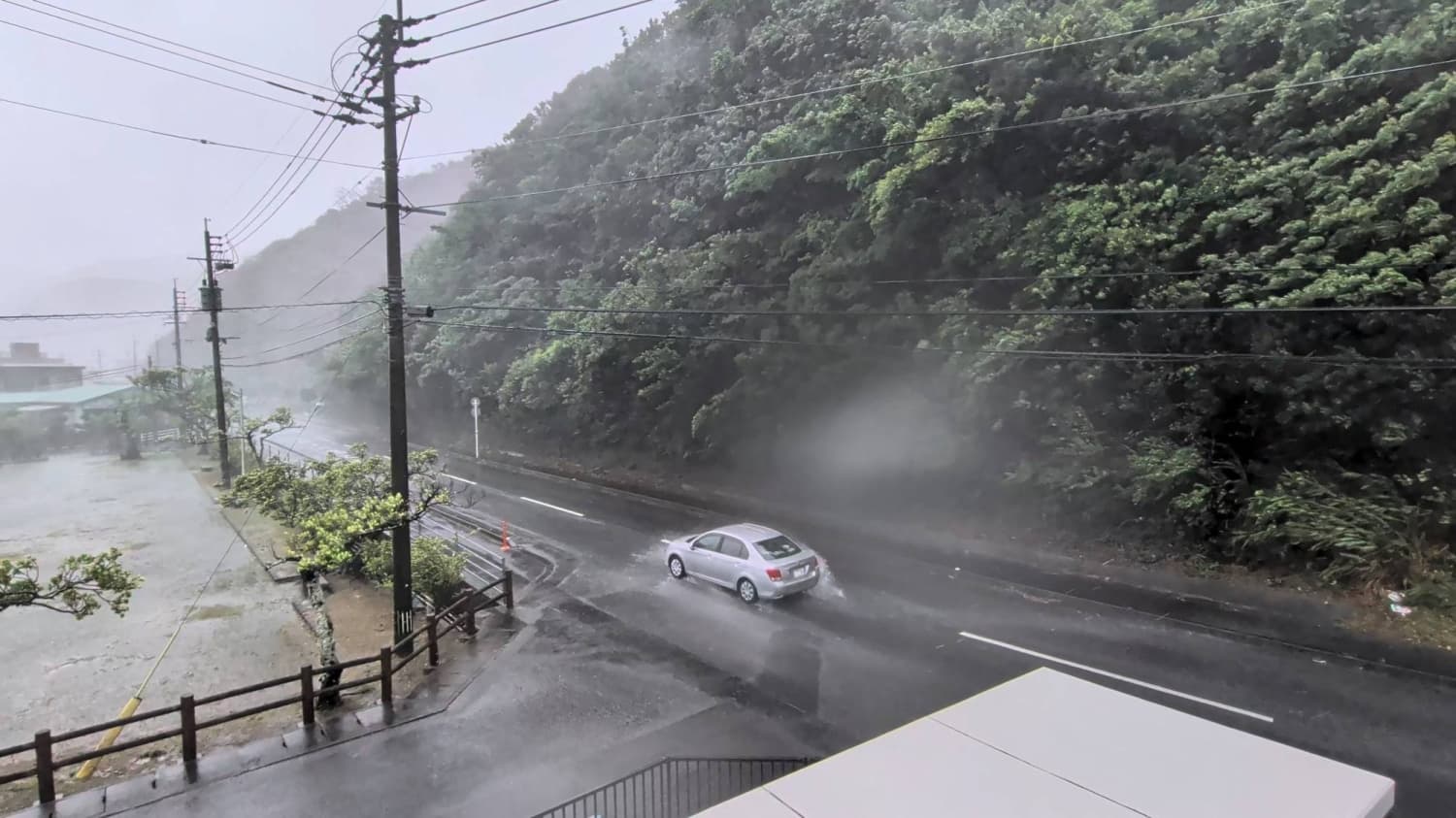 Eastern China braces for Typhoon Dolphin, shutting schools and tourist activities