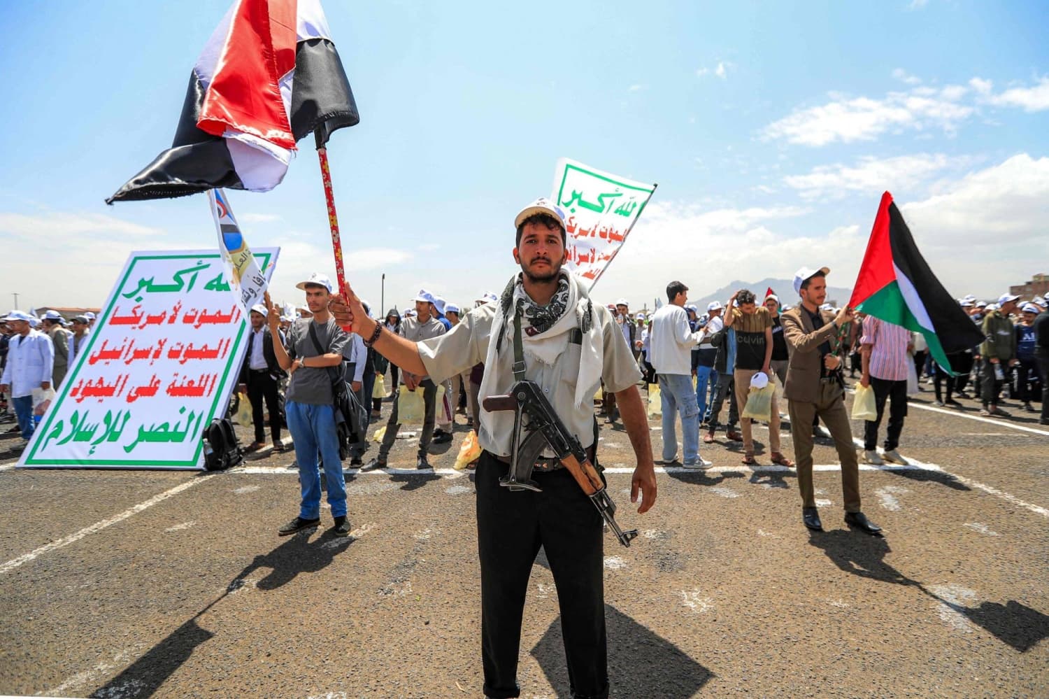 Saudi Arabia can break the Houthis’ grip on the Red Sea