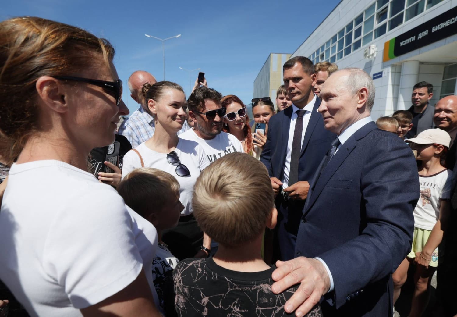 Editorial: Putin's visit to the Northern Territories further strains Japan ties