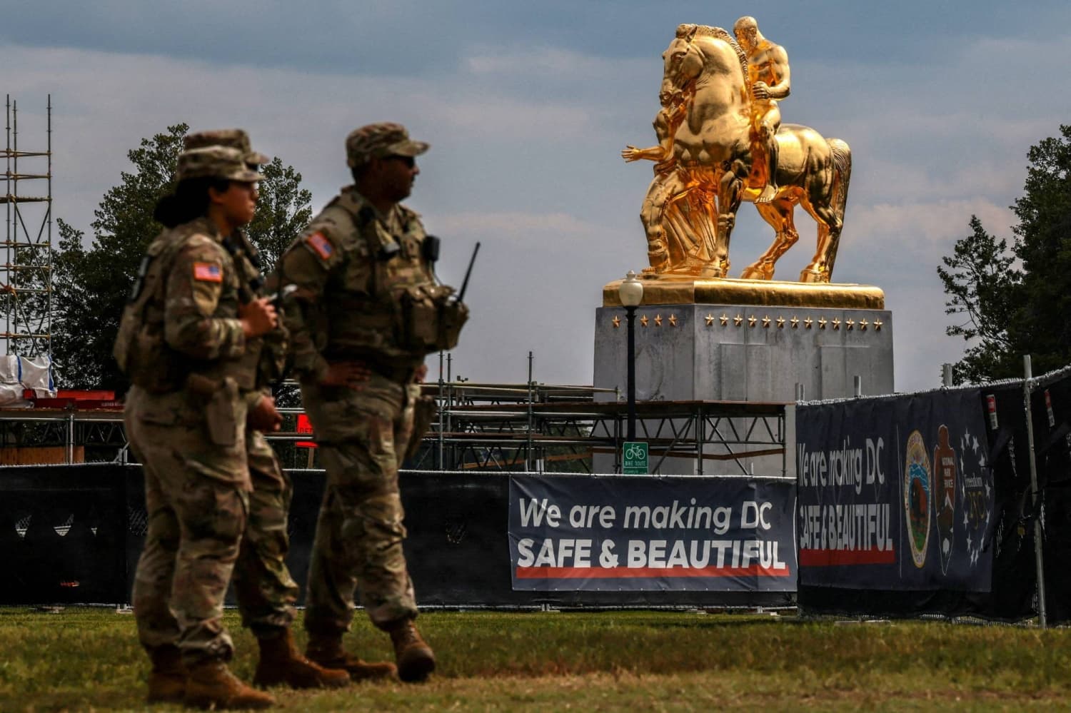 Trump put thousands of soldiers on Washington’s streets. They seldom stop crime.