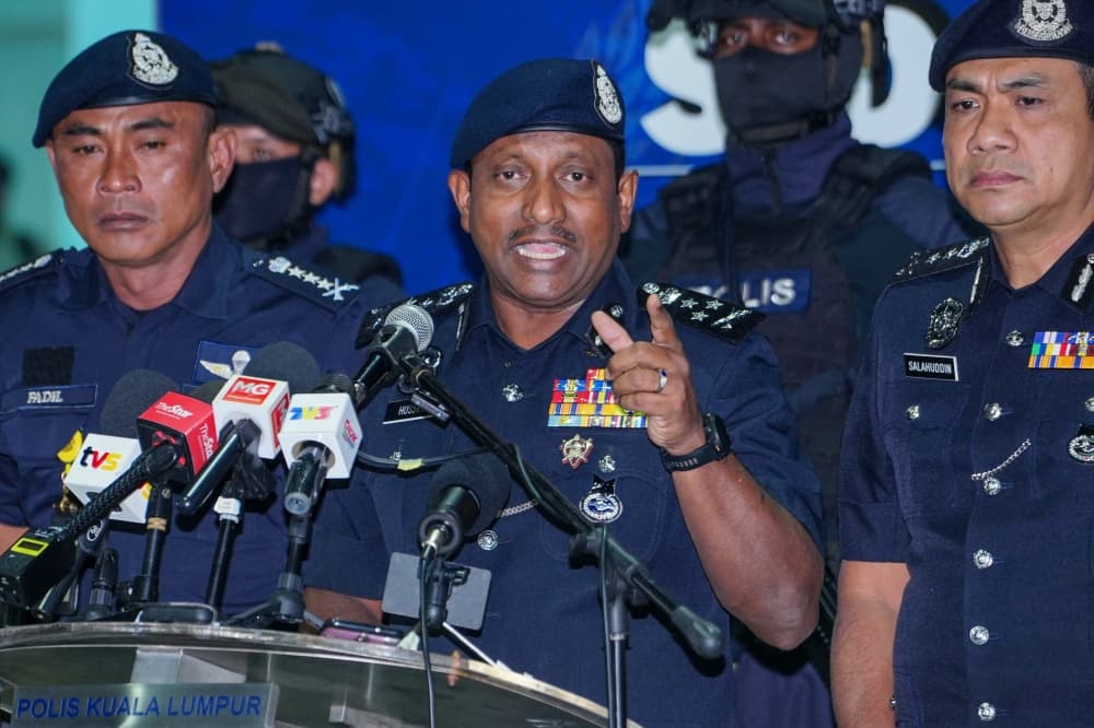 Police seek KLIA CCTV in probe into Malaysia Airlines pilot accused of smuggling RM45m in ecstasy to Jakarta