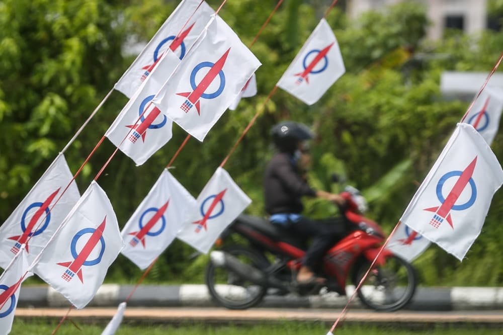 Perak DAP says it will remain in unity govt, back Anwar’s reform agenda