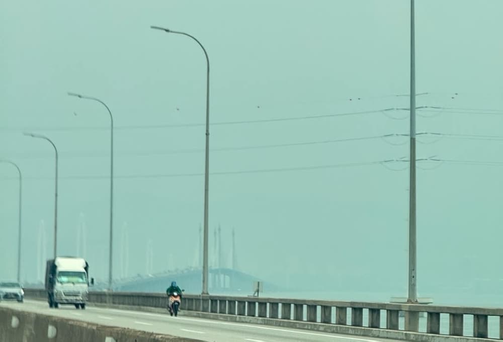 As air quality turns unhealthy at Minden, Penang exco urges public to limit outdoor activities