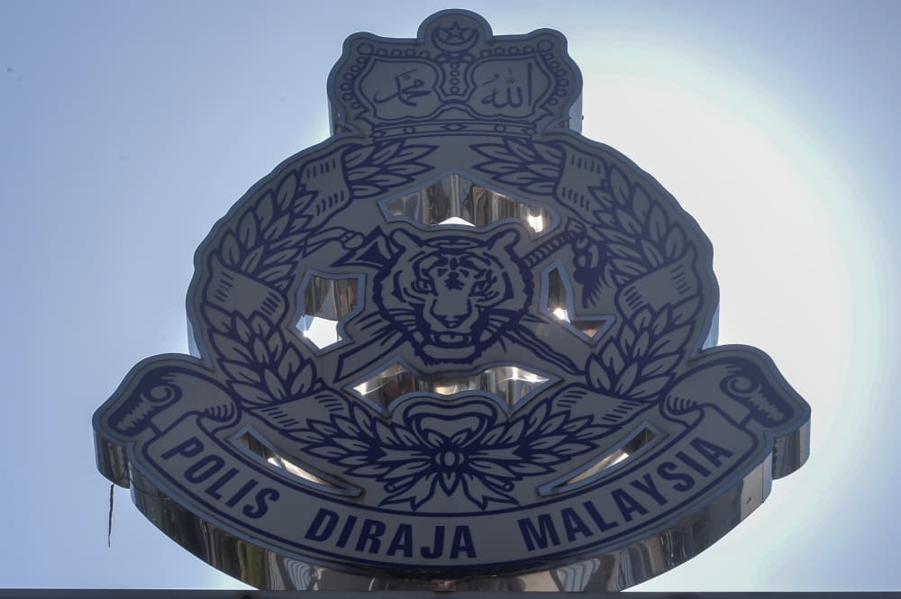 Predawn robbery at Miri mini market leaves worker with injuries, police nab three Malaysian suspects