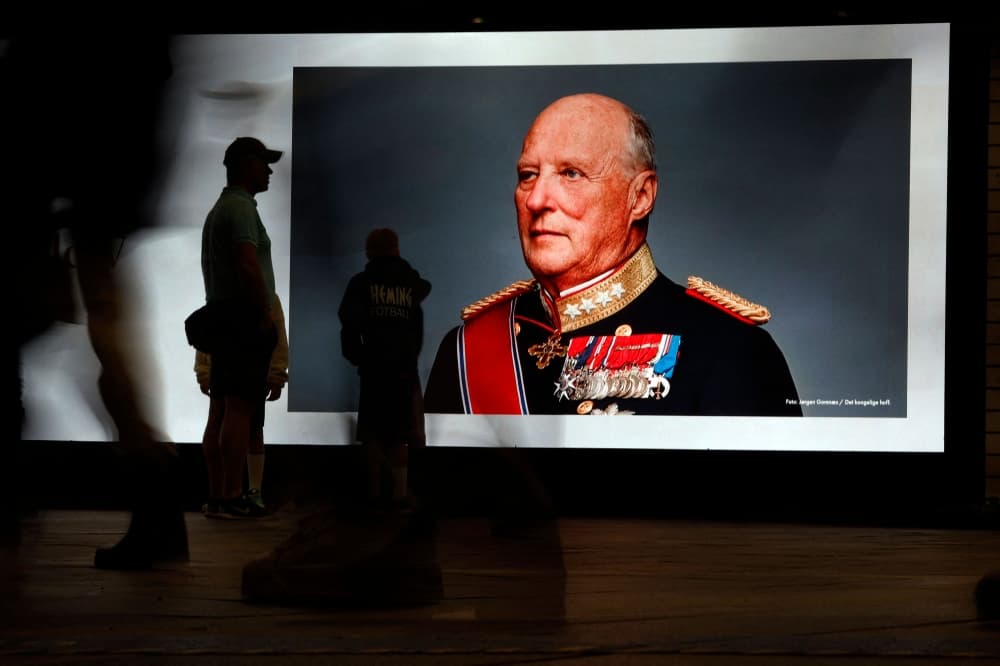 Japan emperor sends condolence message over death of Norway's king