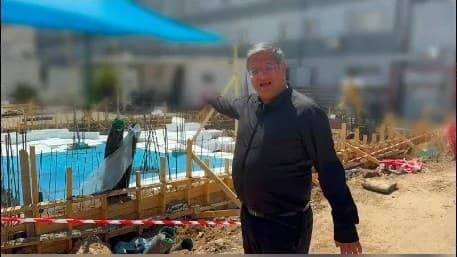 Israeli minister shows construction of 'death row and hanging' facility for Palestinians