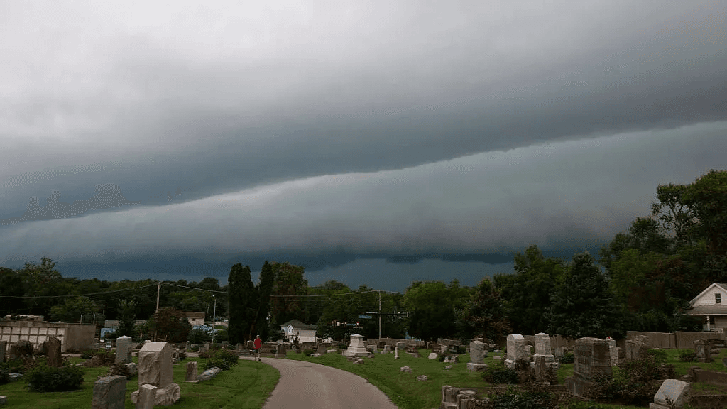 Sixteen inmates injured after lightning strikes US prison
