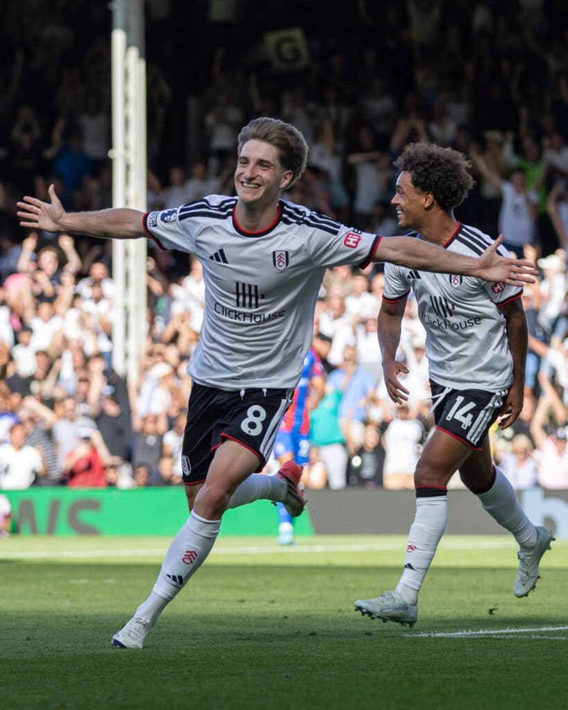 Fulham booed off after third defeat in a row