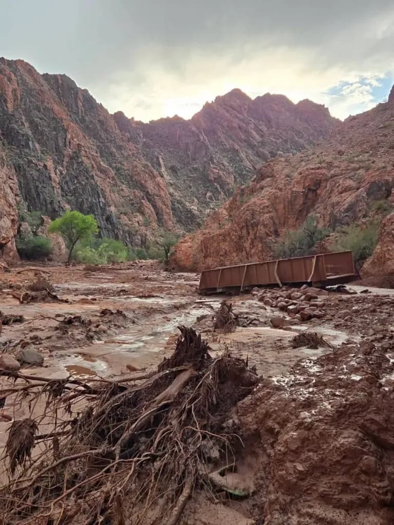 One still missing after Grand Canyon floods kill two and prompts rescue efforts
