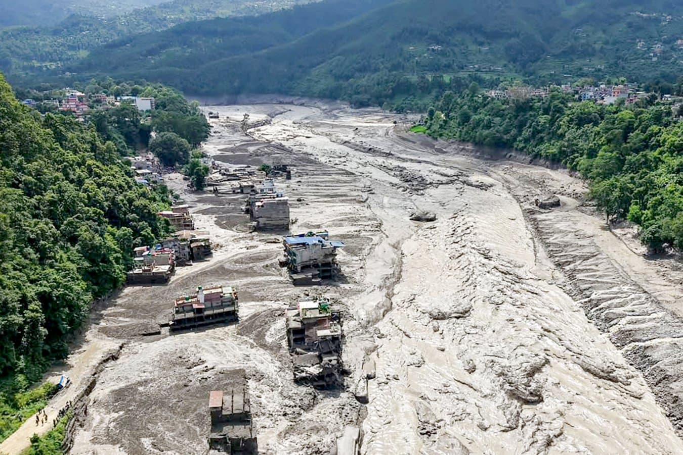 A glacier collapse is most likely cause of the Nepal disaster