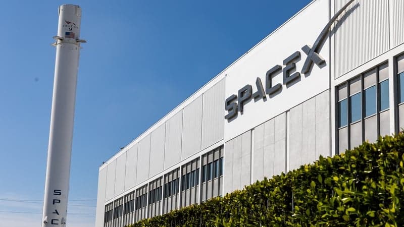 Trump bought shares in Elon Musk's SpaceX in June