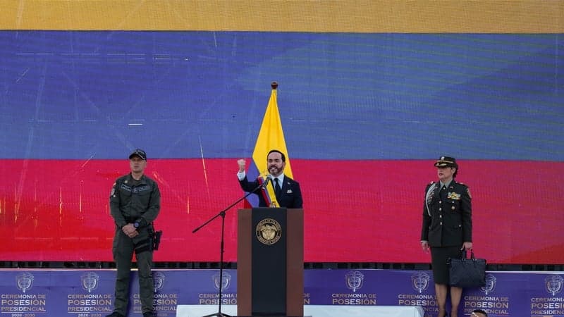 New Colombia president vows to 'defeat narco-terrorists'