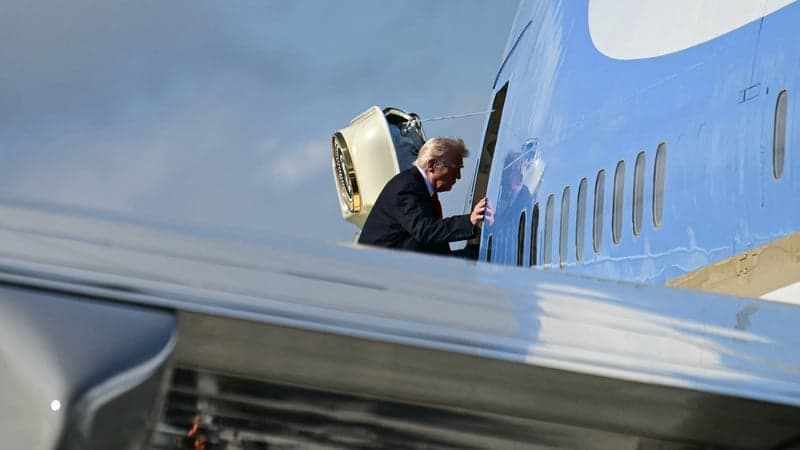 Trump confirms he secretly switched planes over threat