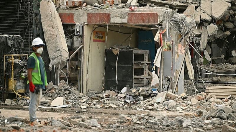 Colombia's president pegs early quake losses at $9.6 billion