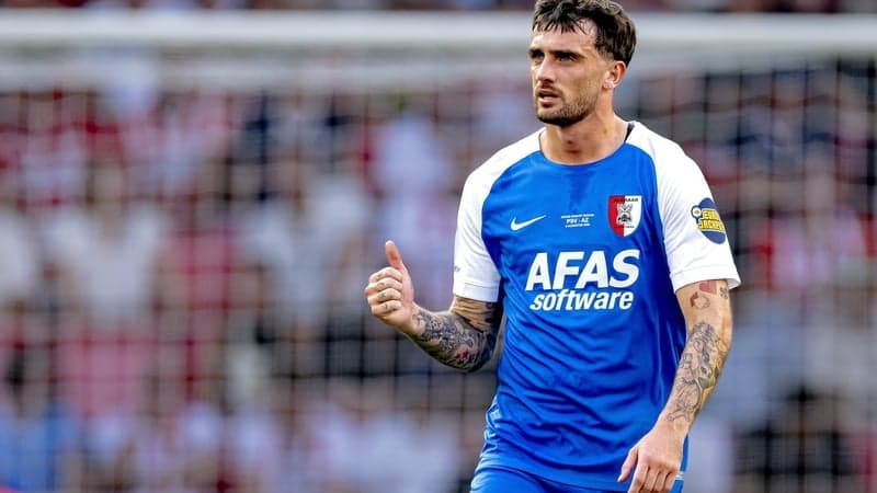 Parrott close to Spanish move as Real Betis swoop