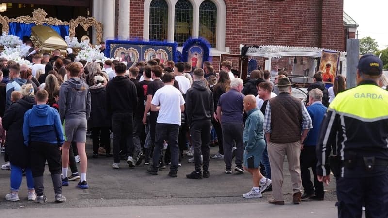 First funeral takes place of teenagers killed in M9 crash