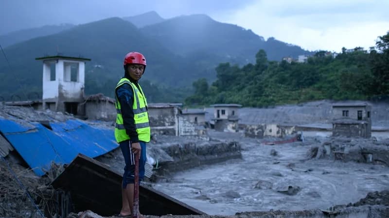 Nepal resumes flood rescue, seeks technical help and aid
