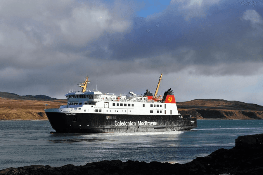 'Bomb threat' reported on Scottish ferry moments after passenger rescued from estuary