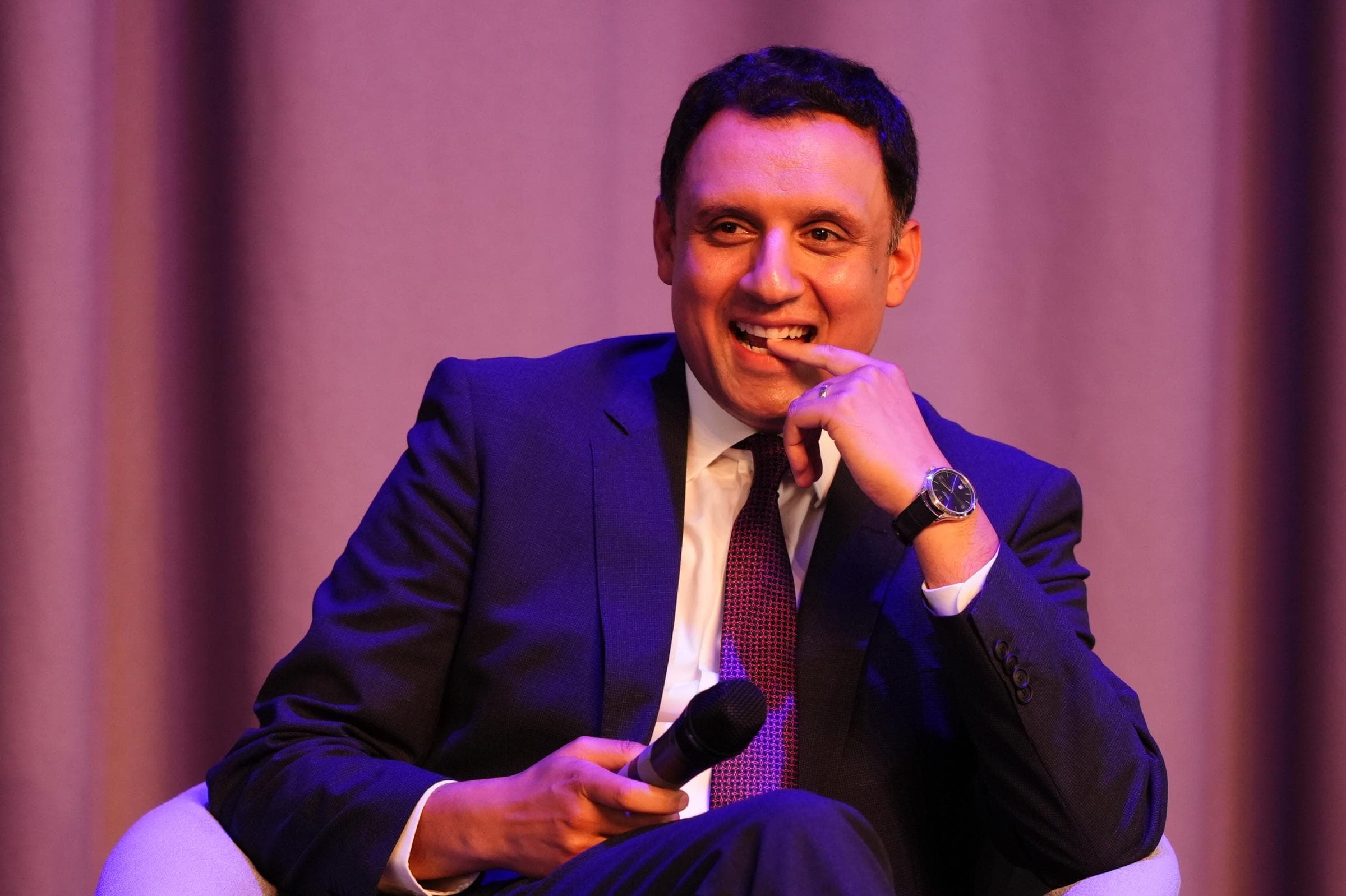 Scottish Labour leader is 'the hardest job in the world'? Gies peace