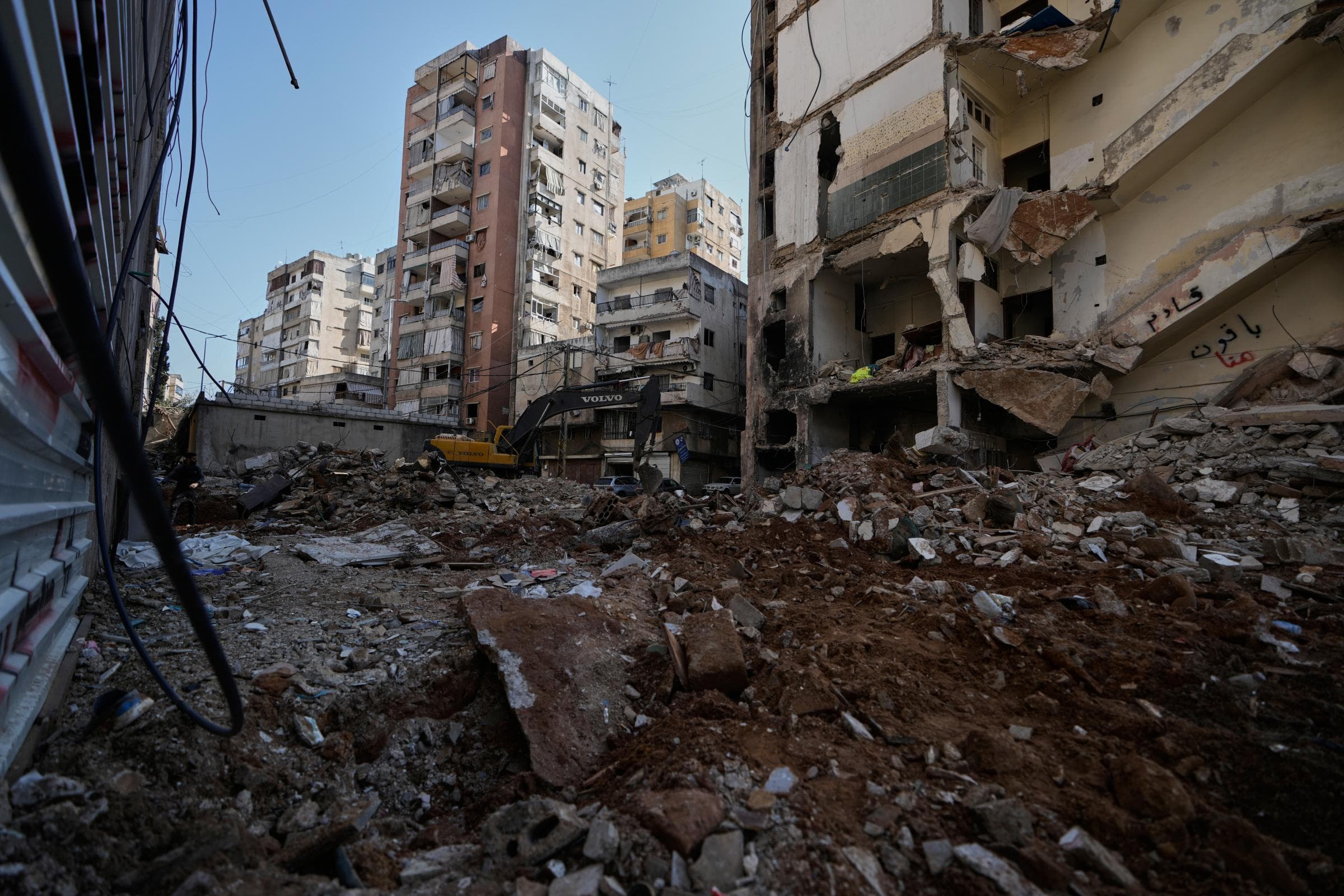 Six killed in Israeli air attacks on southern Lebanon