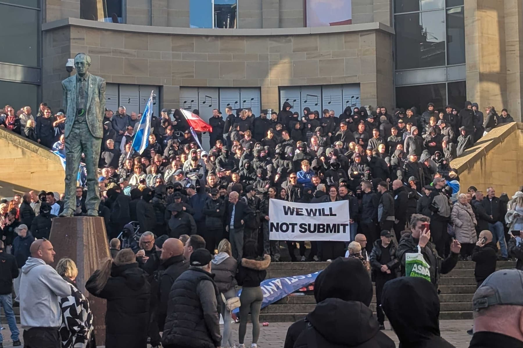 Racist rioting sparks fears over Glasgow safety. But what do the statistics say?