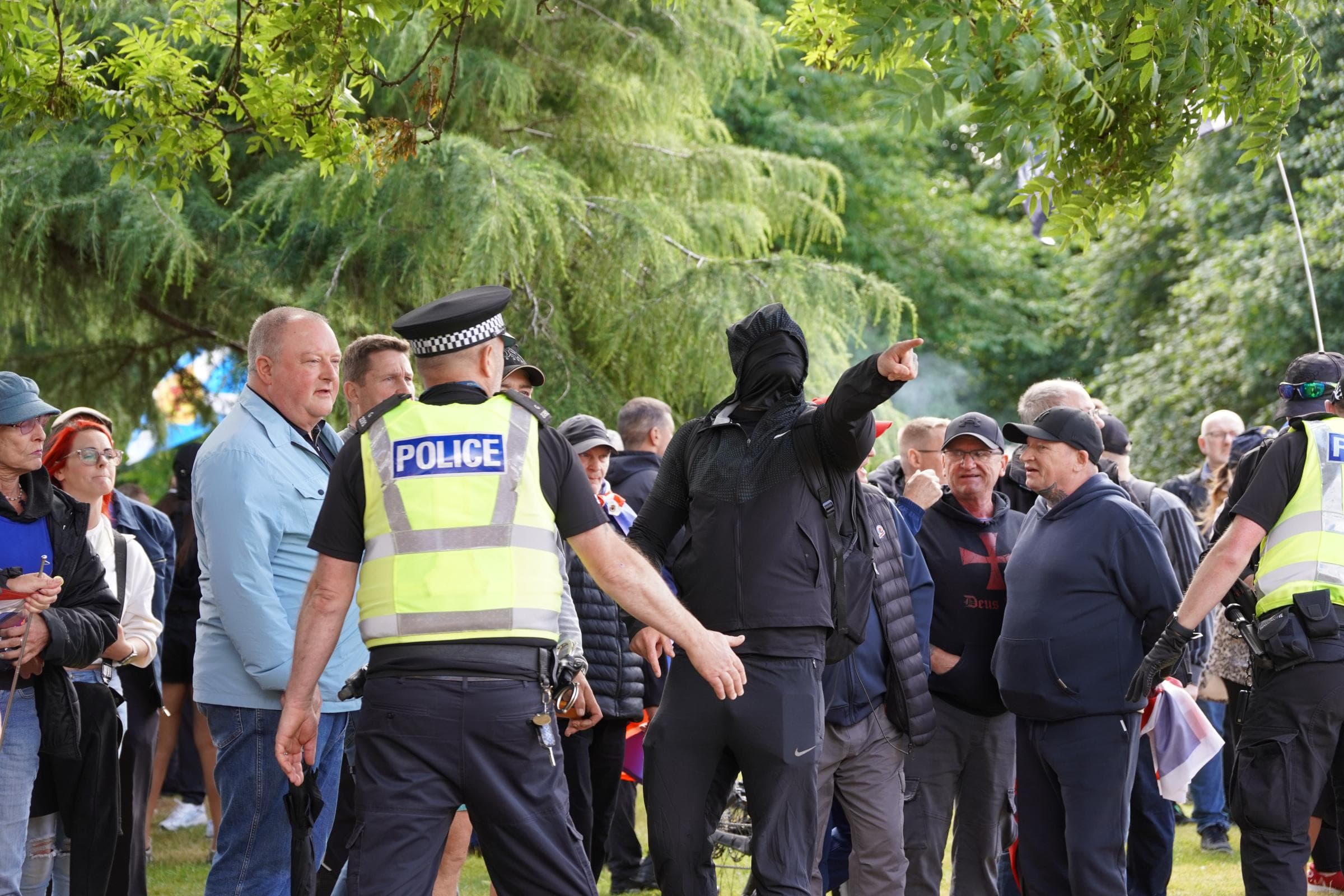 Concerns over far-right vigilante groups in Glasgow 'impersonating police officers'