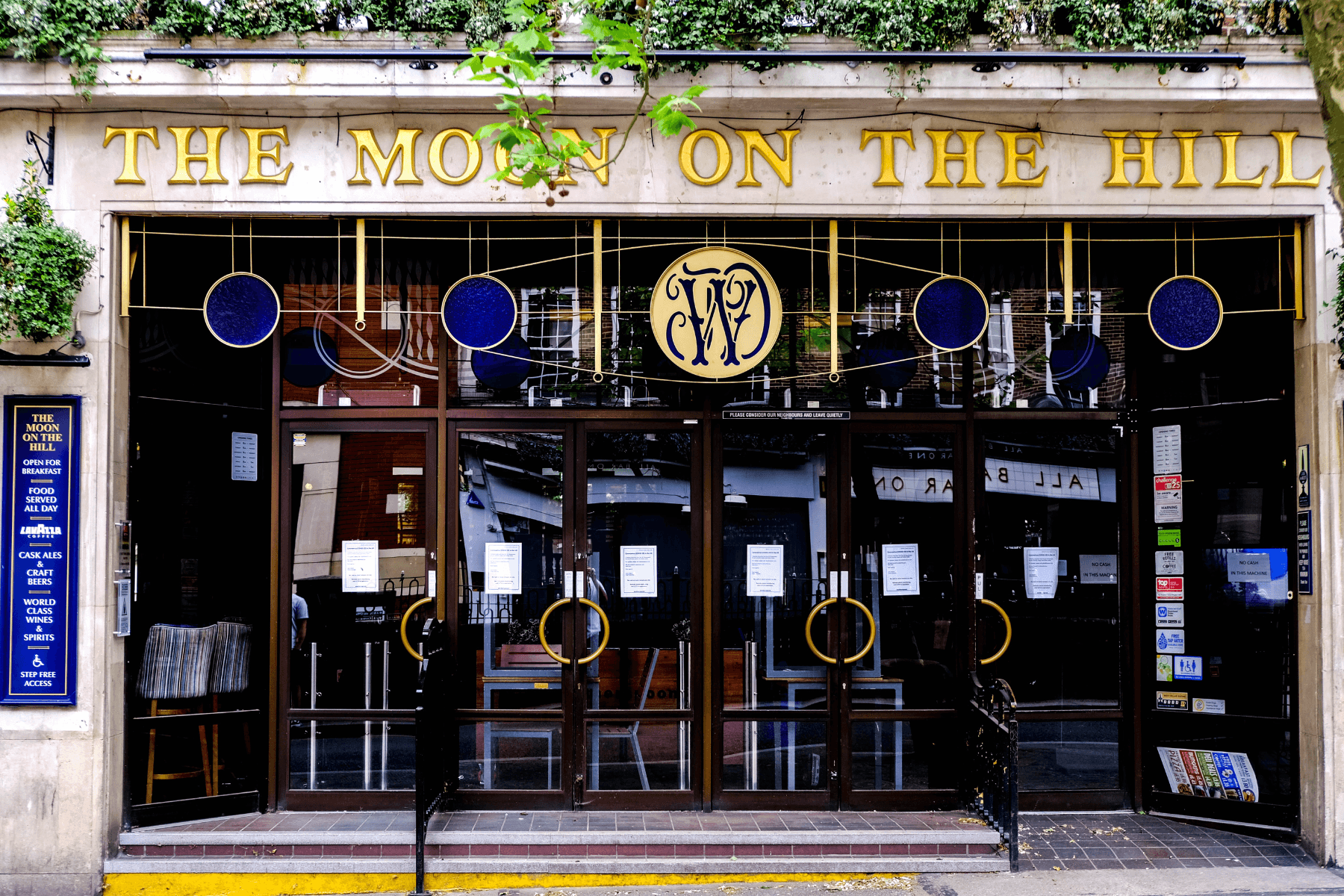 Wetherspoons introduces ban on 2 actions 'driving people nuts' in all 792 pubs