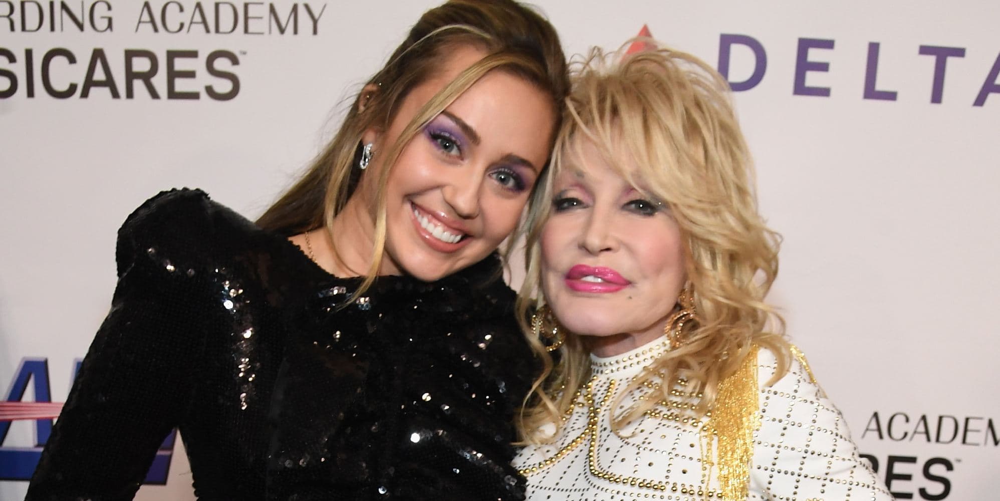 Miley Cyrus makes bold name change as she teases new music