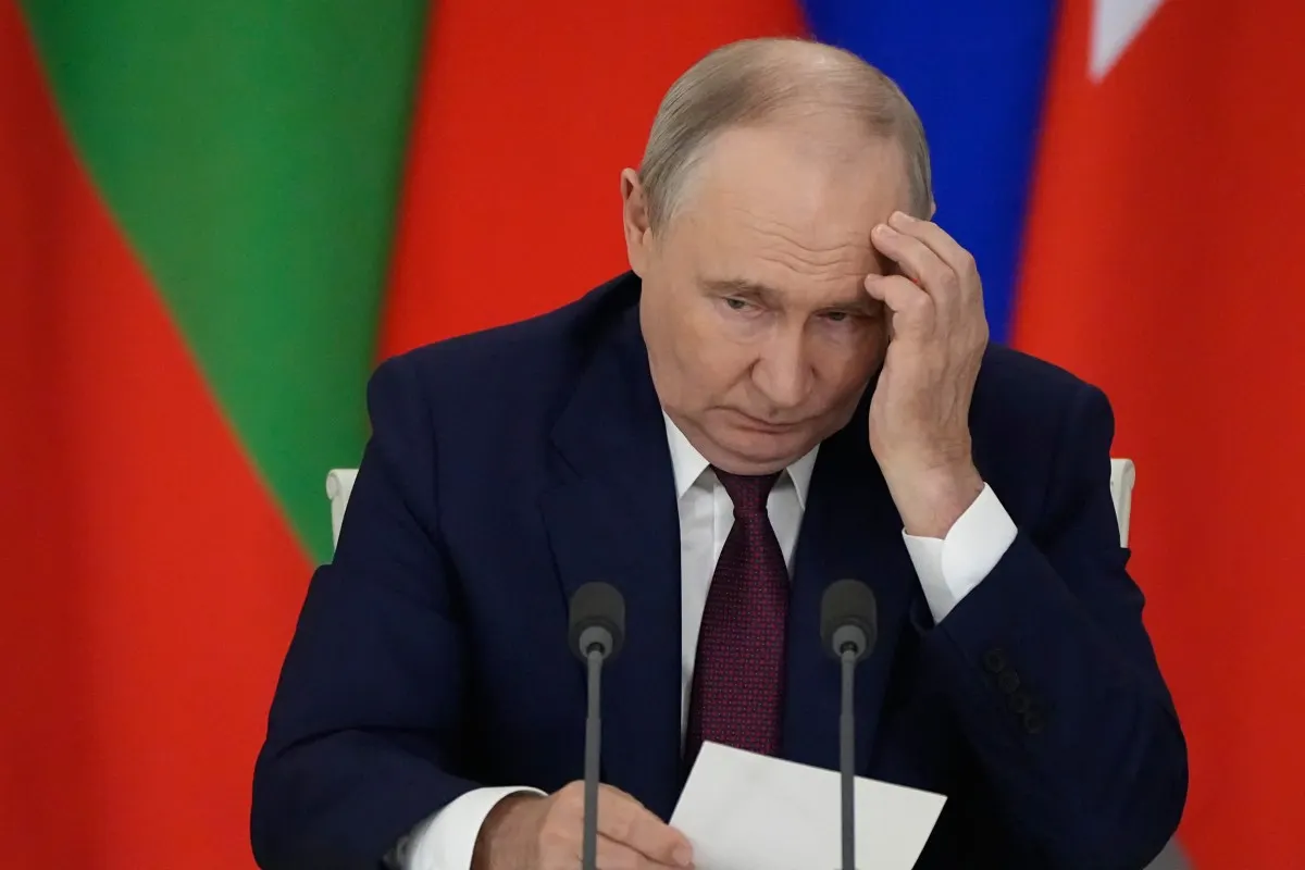 ‘Shocking’ book about Putin’s private life wins French literary prize